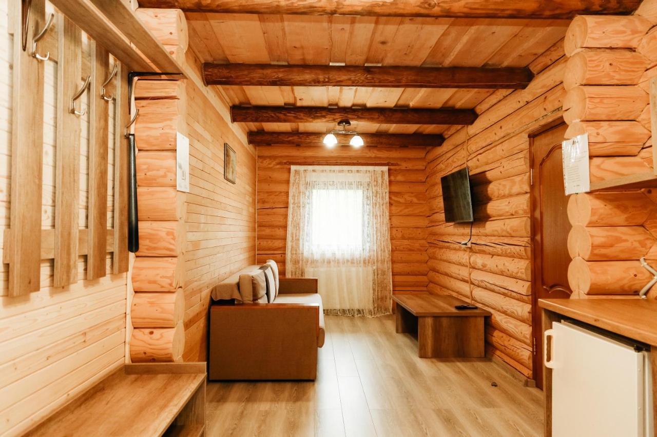 Chudodievo In Chynadievo Mini-Hotel Chynadiyovo Екстериор снимка