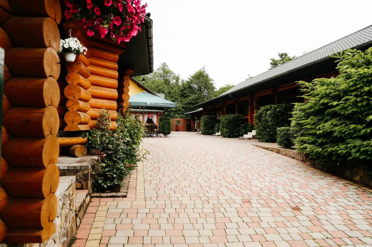Chudodievo In Chynadievo Mini-Hotel Chynadiyovo Екстериор снимка