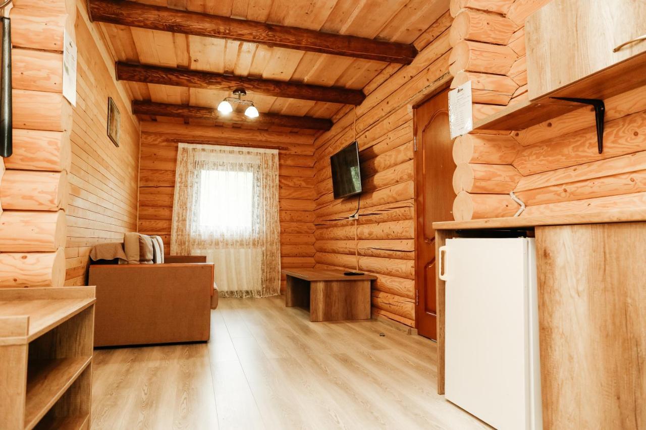 Chudodievo In Chynadievo Mini-Hotel Chynadiyovo Екстериор снимка