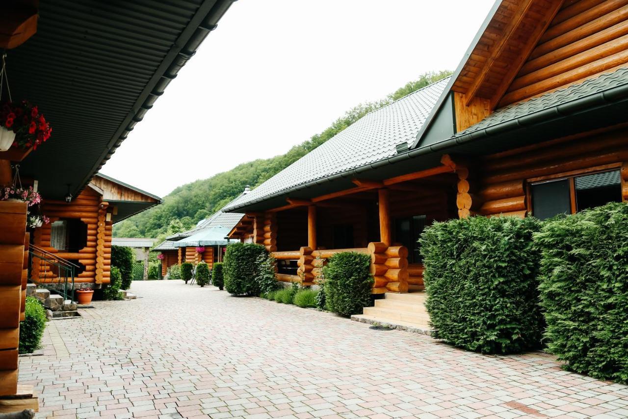Chudodievo In Chynadievo Mini-Hotel Chynadiyovo Екстериор снимка