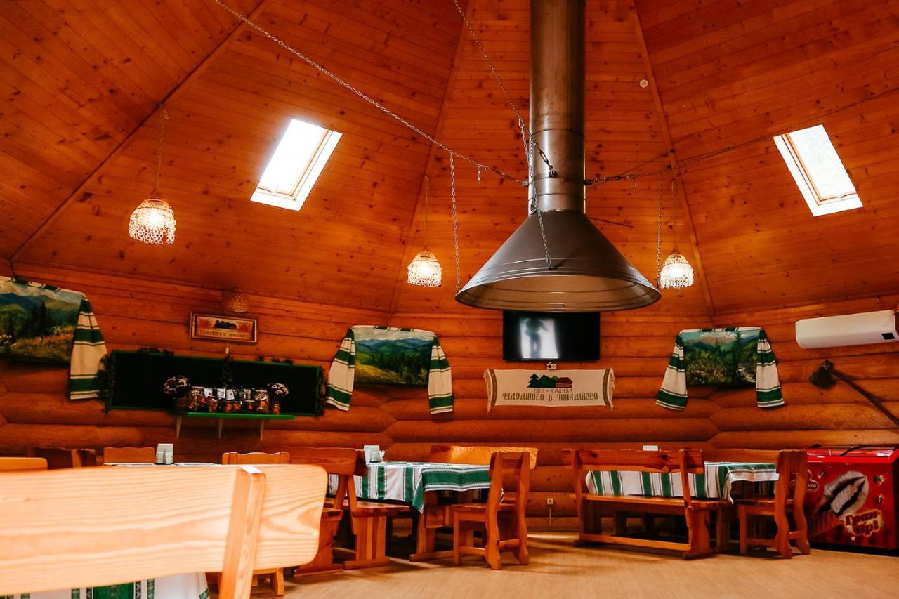 Chudodievo In Chynadievo Mini-Hotel Chynadiyovo Екстериор снимка