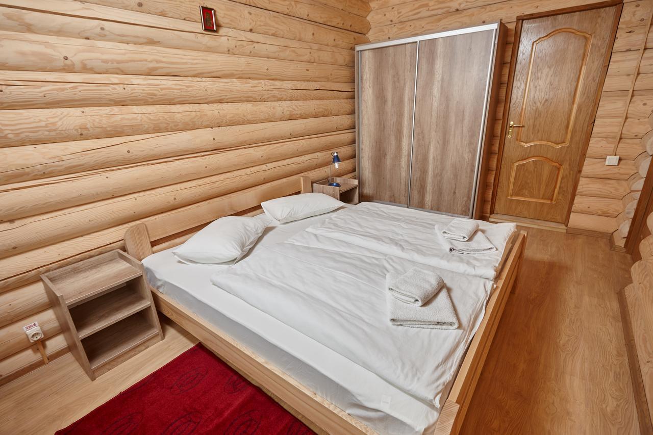 Chudodievo In Chynadievo Mini-Hotel Chynadiyovo Екстериор снимка